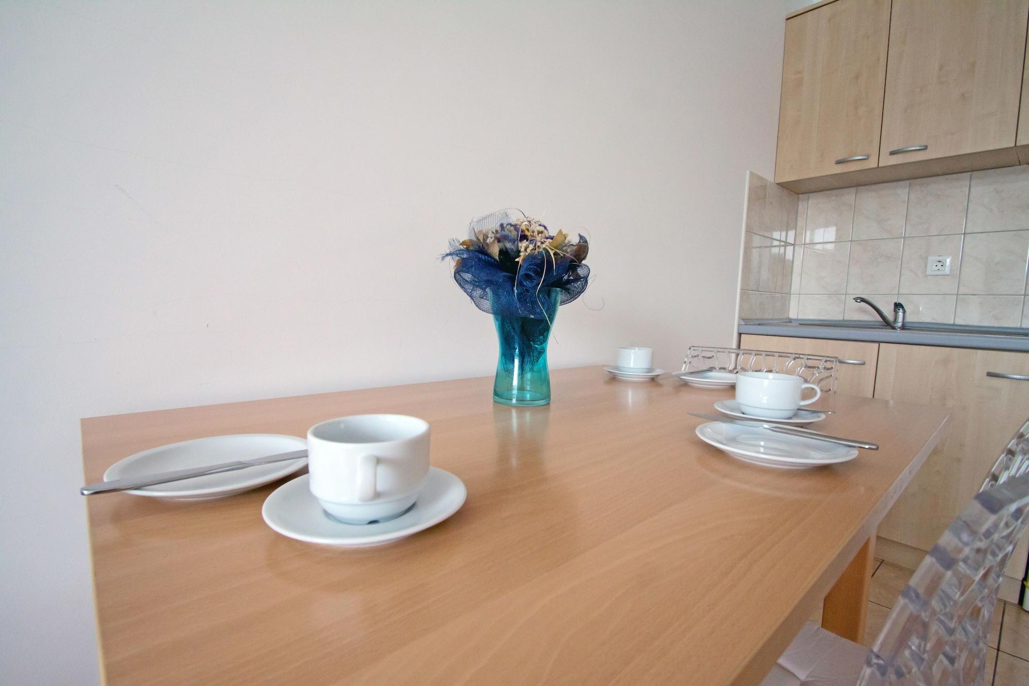 Apartments Tamarix Винерац Екстериор снимка
