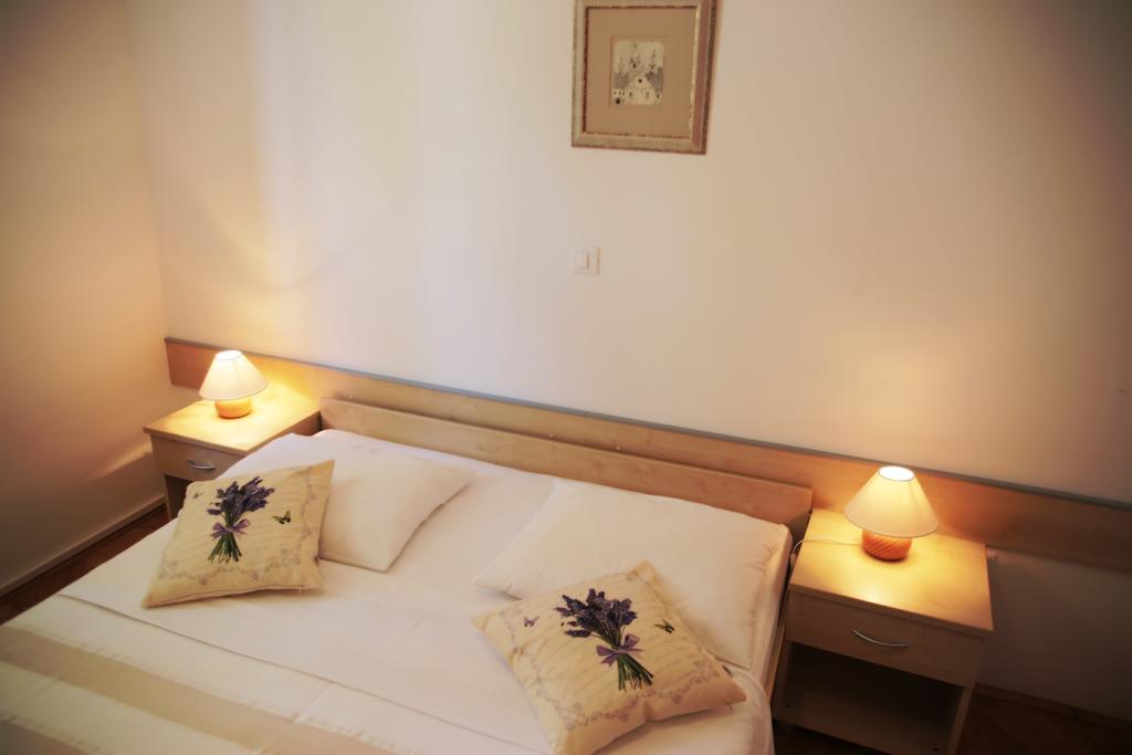 Apartments Tamarix Винерац Екстериор снимка